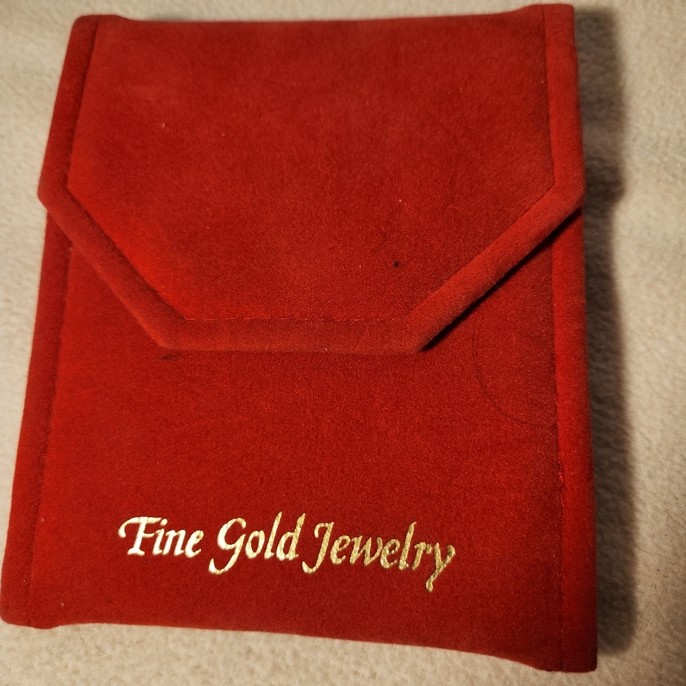 Red Microfiber Fine Gold Jewelry Travel Case NWOT